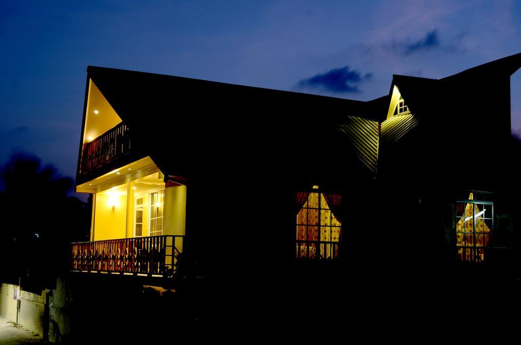 Lily Rest Maldives Hotel Maafushi Bagian luar foto