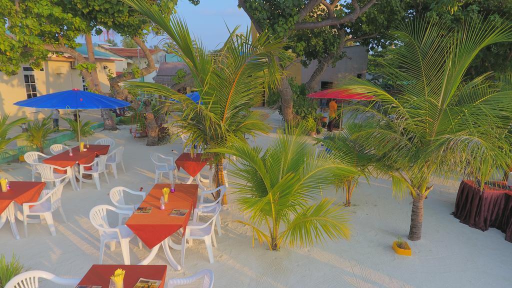 Lily Rest Maldives Hotel Maafushi Bagian luar foto