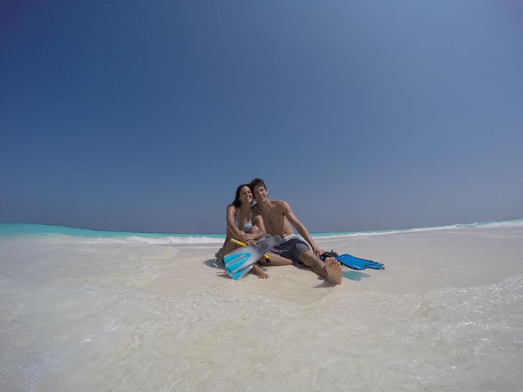 Lily Rest Maldives Hotel Maafushi Bagian luar foto
