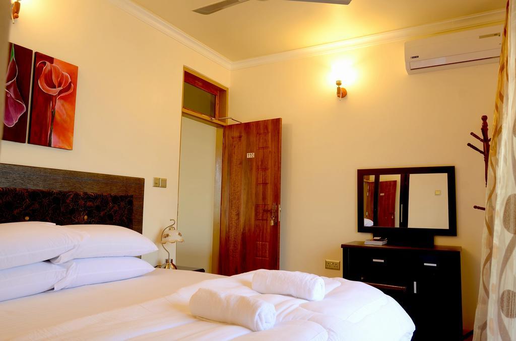 Lily Rest Maldives Hotel Maafushi Bagian luar foto