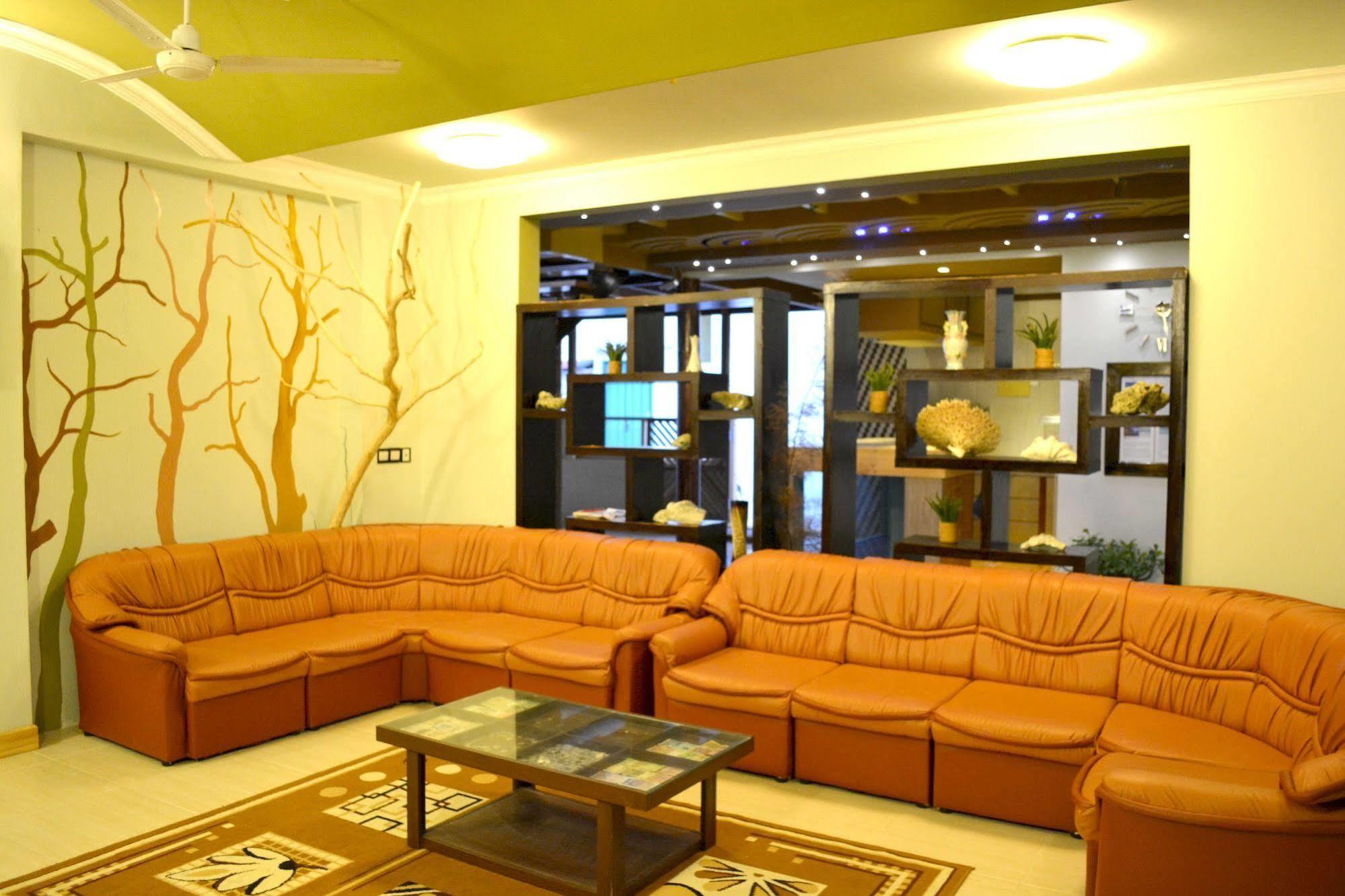 Lily Rest Maldives Hotel Maafushi Bagian luar foto