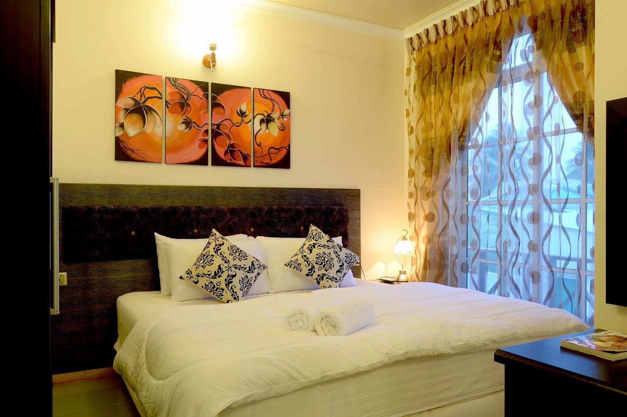 Lily Rest Maldives Hotel Maafushi Bagian luar foto